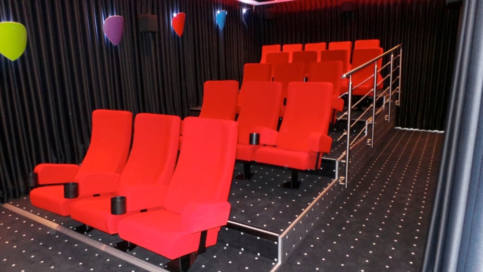 Heimkino High Speed - Kino mit 18 Sitzplätzen